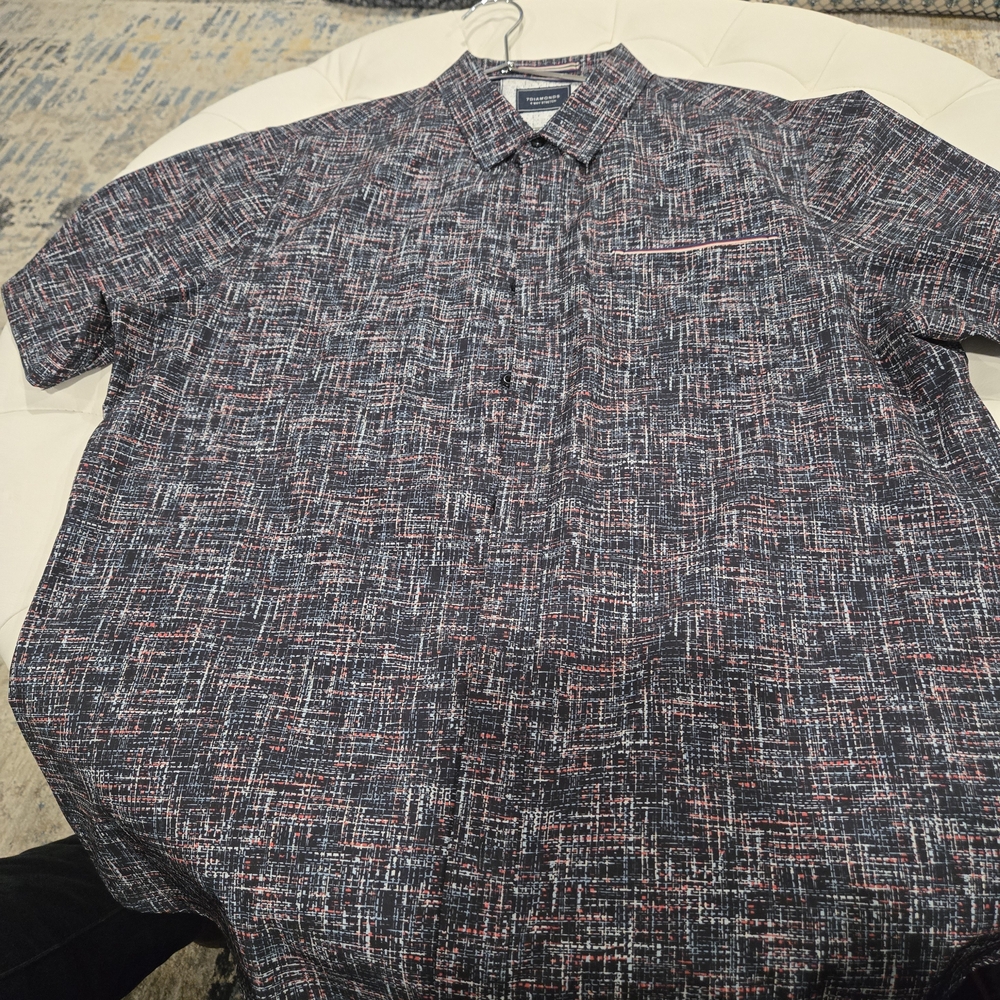 7 Diamonds Blue and Red Patterned Short Sleeve Button up Shirt XL
